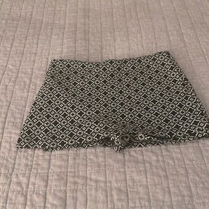 Gorgeous Elegant ANTHROPOLOGY SKORT